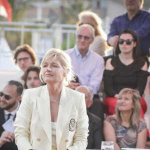 Exclusif - Anne-Elisabeth Lemoine - Emission "C à vous" lors du 76ème Festival International du Film de Cannes le 22 mai 2023. © Jack Tribeca / Bestimage 