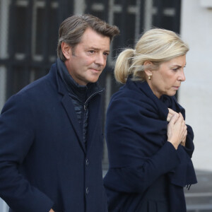 François Baroin et Michèle Laroque - Arrivées en l'église Saint-Sulpice pour les obsèques de l'ancien président de la République Jacques Chirac à Paris. Un service solennel sera présidé par le président de la République. Le 30 septembre 2019 © Dominique Jacovides / Bestimage