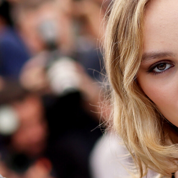 Lily Rose-Depp au photocall de "The Idol" lors du 76ème Festival International du Film de Cannes, le 23 mai 2023. © Jacovides / Moreau / Bestimage 