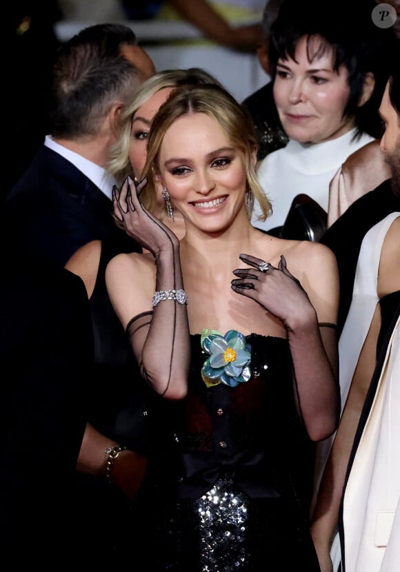 Lily-Rose Depp - Montée des marches du film " The Idol " lors du 76ème Festival International du Film de Cannes, au Palais des Festivals à Cannes. Le 22 mai 2023 © Jacovides-Moreau / Bestimage 