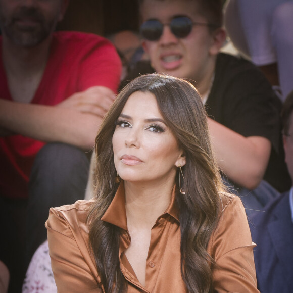 Exclusif - Eva Longoria - Emission "C à vous" lors du 76ème Festival International du Film de Cannes le 26 mai 2023. © Jack Tribeca/Bestimage Exclusive - For Germany call for price -