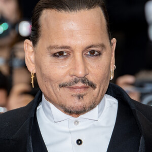 Johnny Depp - Montée des marches du film " Jeanne du Barry " pour la cérémonie d'ouverture du 76ème Festival International du Film de Cannes, au Palais des Festivals à Cannes. Le 16 mai 2023 © Jacovides-Moreau / Bestimage 
