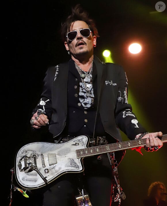 Johnny Depp (groupe Hollywood Vampires) en concert au Hollywood Vampires Live à Los Angeles, le 10 mai 2019. 