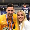 "Ne me laisse pas seule..." : Sergio Rico (PSG) dans un état grave, le message déchirant de sa femme