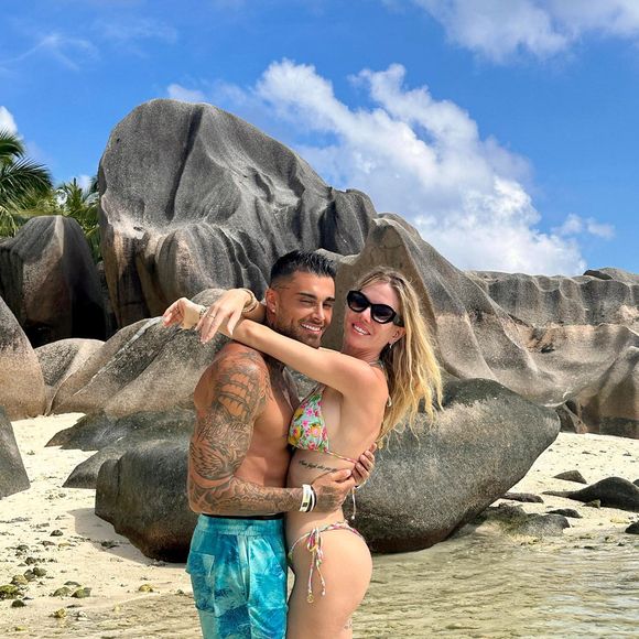 Sur son compte Snapchat, elle a partagé les moments forts de ce voyage.
Jessica Thivenin et Thibault Garcia aux Seychelles