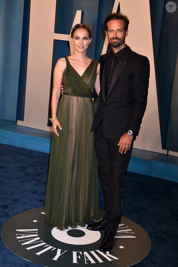 Natalie Portman et Benjamin Millepied au photocall de la soirée "Vanity Fair" lors de la 94ème édition de la cérémonie des Oscars à Los Angeles, le 27 mars 2022.
