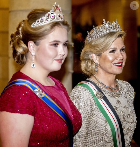 La princesse Amalia des Pays-Bas et la reine Maxima - Les familles royales sont conviées à une réception pour le mariage du prince Hussein bin Abdullah II et Rajwa Al-Saif au palais Husseiniya à Amman, Jordanie le 1er juin 2023. 