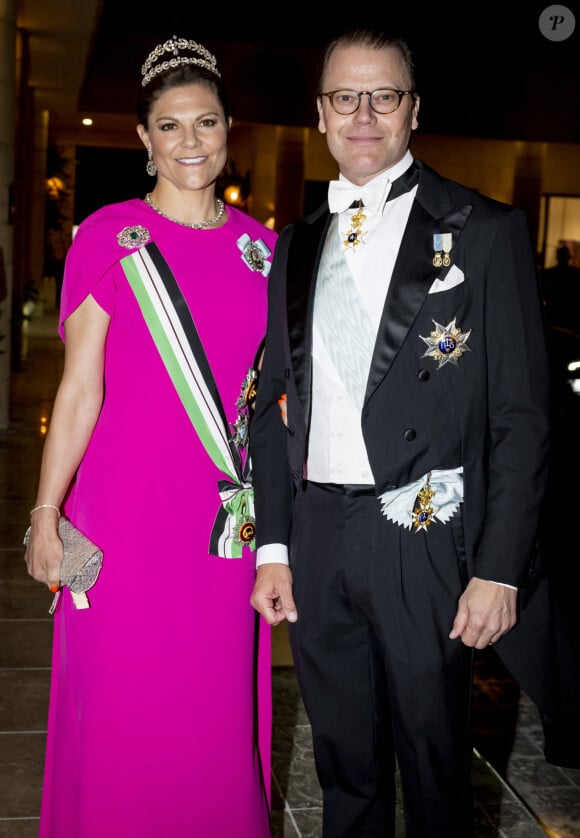 La princesse Victoria de Suède et le prince Daniel - Les familles royales sont conviées à une réception pour le mariage du prince Hussein bin Abdullah II et Rajwa Al-Saif au palais Husseiniya à Amman, Jordanie le 1er juin 2023. 