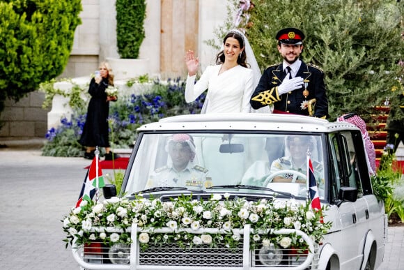 Le prince Hussein est le deuxième enfant de la reine à se marier cette année.
Mariage du prince Hussein de Jordanie et de Rajwa al Saif, au palais Zahran à Amman Jordanie), le 1er juin 2023. 