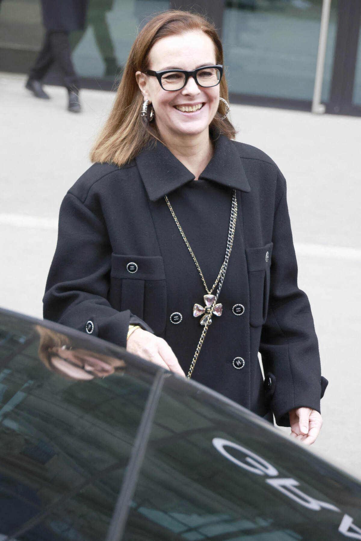 Photo : Carole Bouquet - Sorties du défilé de mode Haute-Couture