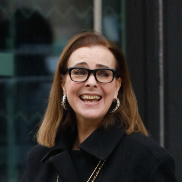 Carole Bouquet - Arrivées au défilé Chanel Haute Couture printemps / été 2023 lors de la fashion week à Paris le 24 janvier 2023. © Christophe Clovis / Veeren / Bestimage 