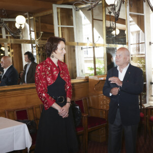 Exclusif - Aurélie Julia, directrice de La Revue des Deux Mondes, Marc Ladreit de Lacharrière - Remise du prix de la Revue des Deux Mondes au Bistrot de Paris le 1er juin 2023. © Jack Tribeca / Bestimage