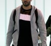 D'après les informations de Sportune, la maison de Karim Benzema vaudrait près de 5 millions d'euros !
 
Karim Benzema arrive à l'aéroport de LAX, pour rejoindre l'incroyable villa de Beverly Hills loué par son ami le joueur de football brésilien Neymar, à Los Angeles, le 5 juin 2016.