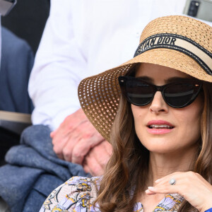 Natalie Portman aux internationaux de tennis de Roland-Garros, le 7 juin 2023. - Laurent Zabulon/ABACAPRESS.COM