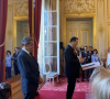 Arthur a été décoré de la Légion d'honneur.
Arthur décoré de la Légion d'honneur devant l'ancien Président de la République Nicolas Sarkozy - Instagram