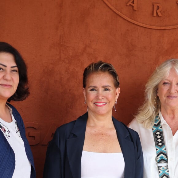 Chekeba Hachemit, la grande-duchesse Maria Teresa de Luxembourg, Charlotte de Turckheim - Célébrités au Village lors des Internationaux de France de tennis de Roland Garros 2023 à Paris le 10 juin 2023. © Jacovides-Moreau/Bestimage 