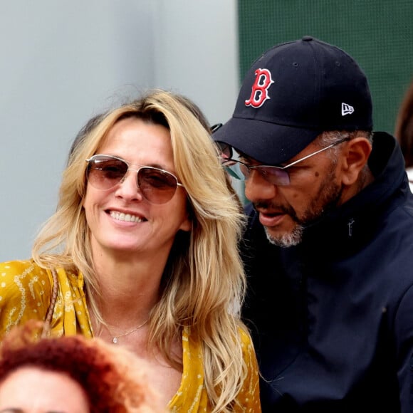 Roschdy Zem et Sarah Lavoine ont profité de la finale de Roland-Garros.
Roschdy Zem et sa compagne Sarah Lavoine en tribunes des Internationaux de France de tennis de Roland Garros à Paris. © Jacovides-Moreau/Bestimage