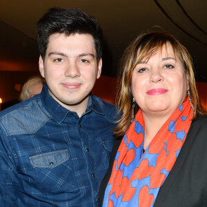 Michèle Bernier et son fils Enzo Gaccio - People à la générale de la pièce "La récompense" au Théatre Edouard 7 à Paris le 24 avril 2017. © Coadic Guirec/Bestimage