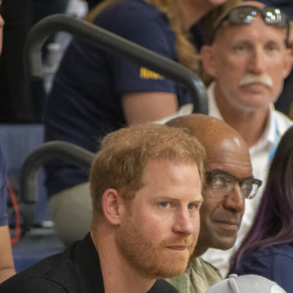 Et était très concentré dans le jeu.
Le prince Harry dans le public du match de volley-ball assis des Warrior Games 2023 à San Francisco. 12 juin 2023. Photo by U.S. Air Force Photo by Shawn Sprayberry/Cover Images/ABACAPRESS.COM