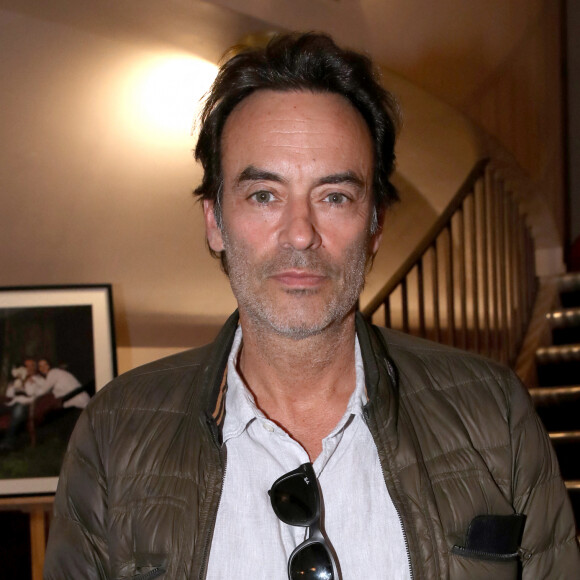 Interrogé par "Paris Match", Anthony Delon a reconnu qu'il regrettait de ne jamais avoir partagé de films avec son père.
Exclusif - Anthony Delon - Audition de la Promotion de l'École " L'Entrée des Artistes " d'Olivier Belmondo au Théâtre des Mathurins à Paris. © Bertrand Rindoff / Bestimage 