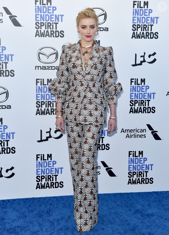 Amber Heard au photocall de la soirée de la 35ème édition des Film Independant Spirit Awards à Los Angeles le 8 février 2020.