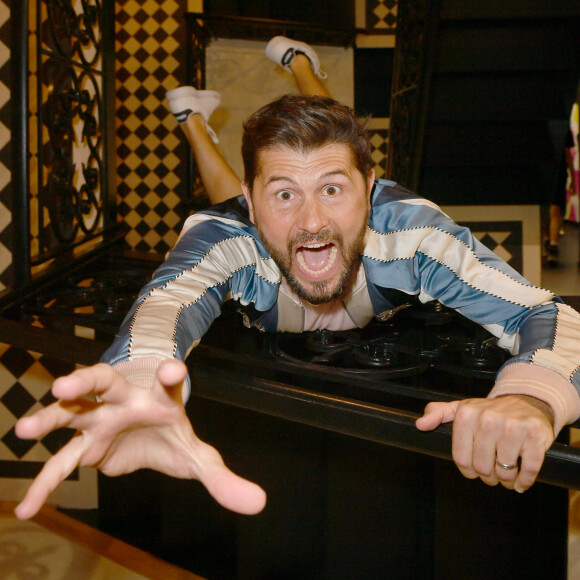A noter que d'autres personnalités ont tenté l'expérience, comme Christophe Beaugrand.
Christophe Beaugrand - inauguration du Paradox Museum à Paris le 13 juin 2023. © Veeren/Bestimage