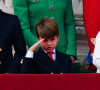 Lors de l'événement Trooping The Colour
Le prince George, le prince Louis, la princesse Charlotte, Kate Catherine Middleton, princesse de Galles, le prince William de Galles, le roi Charles III et la reine consort Camilla Parker Bowles, le duc Edward d'Edimbourg et Sophie, duchesse d'Edimbourg - La famille royale d'Angleterre sur le balcon du palais de Buckingham lors du défilé "Trooping the Colour" à Londres. Le 17 juin 2023 