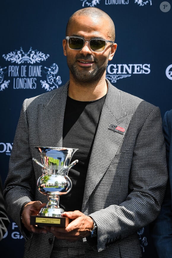 Tony Parker au photocall de la 174ème édition du Prix de Diane Longines à l'hippodrome de Chantilly, France, le 18 juin 2023. © Matthieu Mirville/Bestimage 