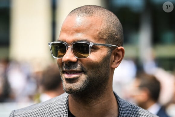 Tony Parker au photocall de la 174ème édition du Prix de Diane Longines à l'hippodrome de Chantilly, France, le 18 juin 2023. © Matthieu Mirville/Bestimage 