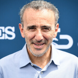 Elie Semoun au photocall de la 174ème édition du Prix de Diane Longines à l'hippodrome de Chantilly, France, le 18 juin 2023. © Matthieu Mirville/Bestimage 