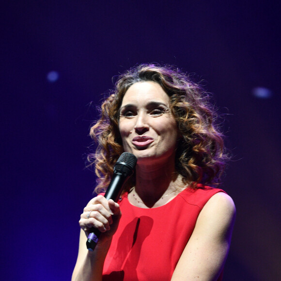 Mais qu'arrive-t-il à Marie-Sophie Lacarrau ce début de semaine ?
Exclusif - Marie-Sophie Laccarau - Concert de la 7ème édition du gala "Toutes Les Femmes Chantent Contre Le Cancer" à la Salle Pleyel à Paris.  © Gorassini-Perusseau / Bestimage 