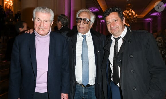 Claude Lelouch, Gérard Darmon et Laurent Gerra - Gala caritatif des "Stéthos d'Or" qui récompensent les artistes qui contribuent au bien-être de tous, organisé par la Fondation pour la Recherche en Physiologie au George V à Paris, le 27 mars 2023. © Coadic Guirec-Rachid Bellak/Bestimage