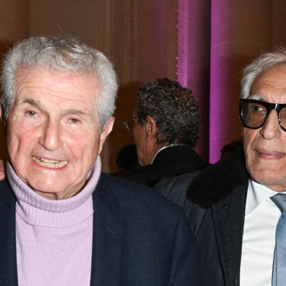 Claude Lelouch, Gérard Darmon et Laurent Gerra - Gala caritatif des "Stéthos d'Or" qui récompensent les artistes qui contribuent au bien-être de tous, organisé par la Fondation pour la Recherche en Physiologie au George V à Paris, le 27 mars 2023. © Coadic Guirec-Rachid Bellak/Bestimage