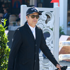 Guillaume Canet lors de la reconnaissance du prix Team Créatif presented by Lipton lors de la 9ème édition du "Longines Paris Eiffel Jumping" au Champ de Mars à Paris, France, le 23 juin 2023. © Pierre Perusseau/Bestimage 