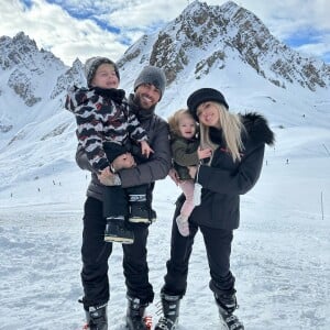 Au programme : jeux de société, véritable moment de "régal" pour les enfants.
Jessica Thivenin sur Instagram.