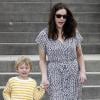 Liv Tyler vient chercher son fils Milo à l'école à Los Deliz le 1er mars 2010