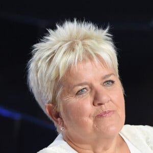 Exclusif - Mimie Mathy - Enregistrement de l'émission "Bon anniversaire Line" à l'occasion des 90 ans de L.Renaud au Théâtre Bobino à Paris, qui sera diffusée le Mardi 3 juillet à 20h55 sur France 2. Le 25 juin 2018. À l'occasion des 90 ans de L.Renaud, S.Bern propose aux téléspectateurs de France 2 d'être les invités privilégiés de l'anniversaire de la star aux 75 années de carrière ! Pour cette soirée exceptionnelle, tous les artistes et amis de L.Renaud se réuniront autour d'elle pour célébrer l'événement en lui réservant dans le plus grand secret de nombreuses surprises. Dans un lieu emblématique de la carrière de L.Renaud, " Bon anniversaire Line " propose de vivre une soirée inoubliable à la mesure de la star aux multiples visages : chanteuse aux tubes inoubliables (" Ma cabane au Canada ", " Etoile des neiges ", " Copacabana ", " Ma p'tite folie "...), meneuse de revues de légende en France et à Las Vegas, grande comédienne de théâtre (" Fugueuses ", " Folle Amanda ", " Harold et Maude "), immense actrice au cinéma et à la télévision (" Bienvenue chez les Chti 's ", " Ripoux contre Ripoux ", " Dix pour cent ", " La Ch'tite famille "), femme engagée... Pendant toute la soirée, ses proches et des artistes issus de toutes les générations se succèderont sur scène pour lui offrir une fête inoubliable : des chansons en duo ou en solo, des sketches inédits, des happenings. De nombreuses images d'archives nous feront revivre les grands moments de la célèbre " Demoiselle d'Armentières ". © Coadic Guirec / Bestimage