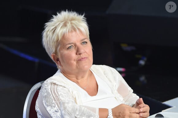 Exclusif - Mimie Mathy - Enregistrement de l'émission "Bon anniversaire Line" à l'occasion des 90 ans de L.Renaud au Théâtre Bobino à Paris, qui sera diffusée le Mardi 3 juillet à 20h55 sur France 2. Le 25 juin 2018. À l'occasion des 90 ans de L.Renaud, S.Bern propose aux téléspectateurs de France 2 d'être les invités privilégiés de l'anniversaire de la star aux 75 années de carrière ! Pour cette soirée exceptionnelle, tous les artistes et amis de L.Renaud se réuniront autour d'elle pour célébrer l'événement en lui réservant dans le plus grand secret de nombreuses surprises. Dans un lieu emblématique de la carrière de L.Renaud, " Bon anniversaire Line " propose de vivre une soirée inoubliable à la mesure de la star aux multiples visages : chanteuse aux tubes inoubliables (" Ma cabane au Canada ", " Etoile des neiges ", " Copacabana ", " Ma p'tite folie "...), meneuse de revues de légende en France et à Las Vegas, grande comédienne de théâtre (" Fugueuses ", " Folle Amanda ", " Harold et Maude "), immense actrice au cinéma et à la télévision (" Bienvenue chez les Chti 's ", " Ripoux contre Ripoux ", " Dix pour cent ", " La Ch'tite famille "), femme engagée... Pendant toute la soirée, ses proches et des artistes issus de toutes les générations se succèderont sur scène pour lui offrir une fête inoubliable : des chansons en duo ou en solo, des sketches inédits, des happenings. De nombreuses images d'archives nous feront revivre les grands moments de la célèbre " Demoiselle d'Armentières ". © Coadic Guirec / Bestimage