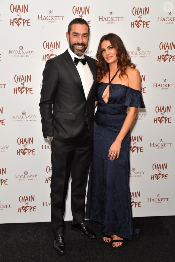 Robert Pirès sait qu'il pourra compter sur le soutien de sa femme

Robert Pires et sa femme Jessica Lemarie - Soirée de gala "Chain of Hope" à Londres le 16 novembre 2018.