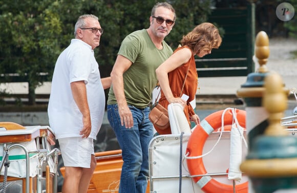 Jean Dujardin et sa femme Nathalie Péchalat - Arrivée des célébrités au Lido lors du 76ème Festival du Film de Venise à Venise en Italie, le 31 août 2019