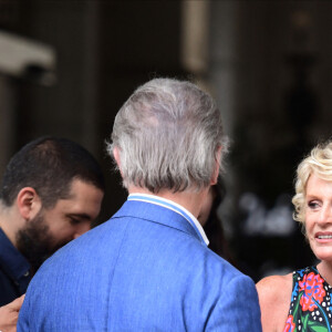 William Leymergie et sa compagne Sophie Davant, Gérard Darmon - Mariage de Claude Lelouch à la mairie du 18ème à Paris. Le 17 juin 2023