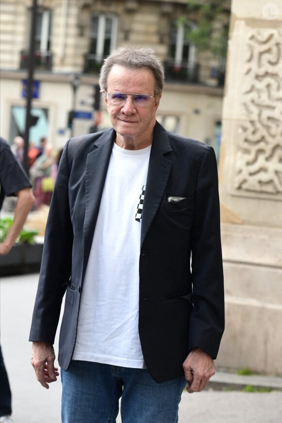 Christophe Lambert - Mariage de Claude Lelouch à la mairie du 18ème à Paris. Le 17 juin 2023