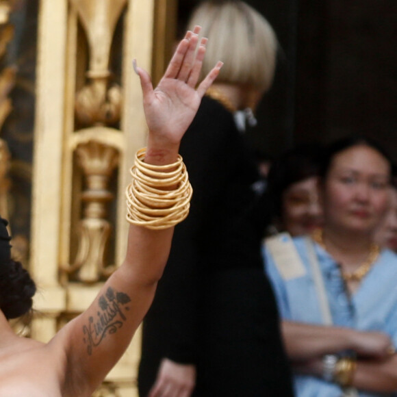 Cardi B - Sorties du défilé de mode automne-hiver 2024 Haute-Couture "Schiaparelli" lors de la fashion week de Paris. Le 3 juillet 2023. © Christophe Clovis / Bestimage