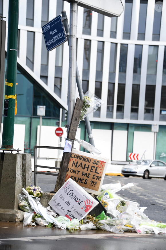 Hommage à Nahel après sa mort, tué par un policier après un refus d'obtempérer à Nanterre (Hauts-de-Seine, France), le 1er juillet 2023. © Lionel Urman/Panoramic/Bestimage