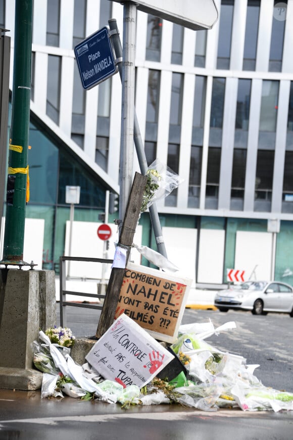 Hommage à Nahel après sa mort, tué par un policier après un refus d'obtempérer à Nanterre (Hauts-de-Seine, France), le 1er juillet 2023. © Lionel Urman/Panoramic/Bestimage