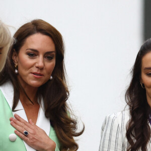 Kate Middleton, princesse de Galles, Debbie Jevans et Laura Robson - Match opposant Katie Boulter à l'australienne Daria Saville, deuxième jour de Wimbledon, Londres. 4 juillet 2023