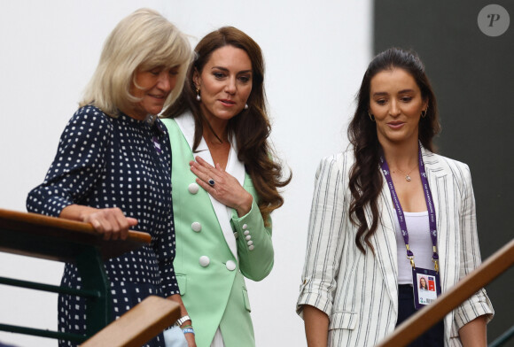 Kate Middleton, princesse de Galles, Debbie Jevans et Laura Robson - Match opposant Katie Boulter à l'australienne Daria Saville, deuxième jour de Wimbledon, Londres. 4 juillet 2023