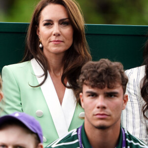 Kate Middleton, princesse de Galles, Debbie Jevans et Laura Robson - Match opposant Katie Boulter à l'australienne Daria Saville, deuxième jour de Wimbledon, Londres. 4 juillet 2023