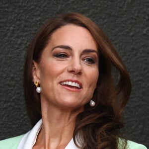 Kate Middleton, princesse de Galles, Debbie Jevans et Laura Robson - Match opposant Katie Boulter à l'australienne Daria Saville, deuxième jour de Wimbledon, Londres. 4 juillet 2023