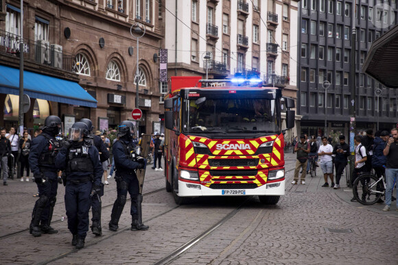 Scènes de pillages dans les magasins du centre de ville de Strasbourg, France, le 30 juin 2023, après la mort du jeune Nahel, tué par un policier après un refus d'obtempérer à Nanterre. © Elyxandro Cegarra/Panoramic/Bestimage